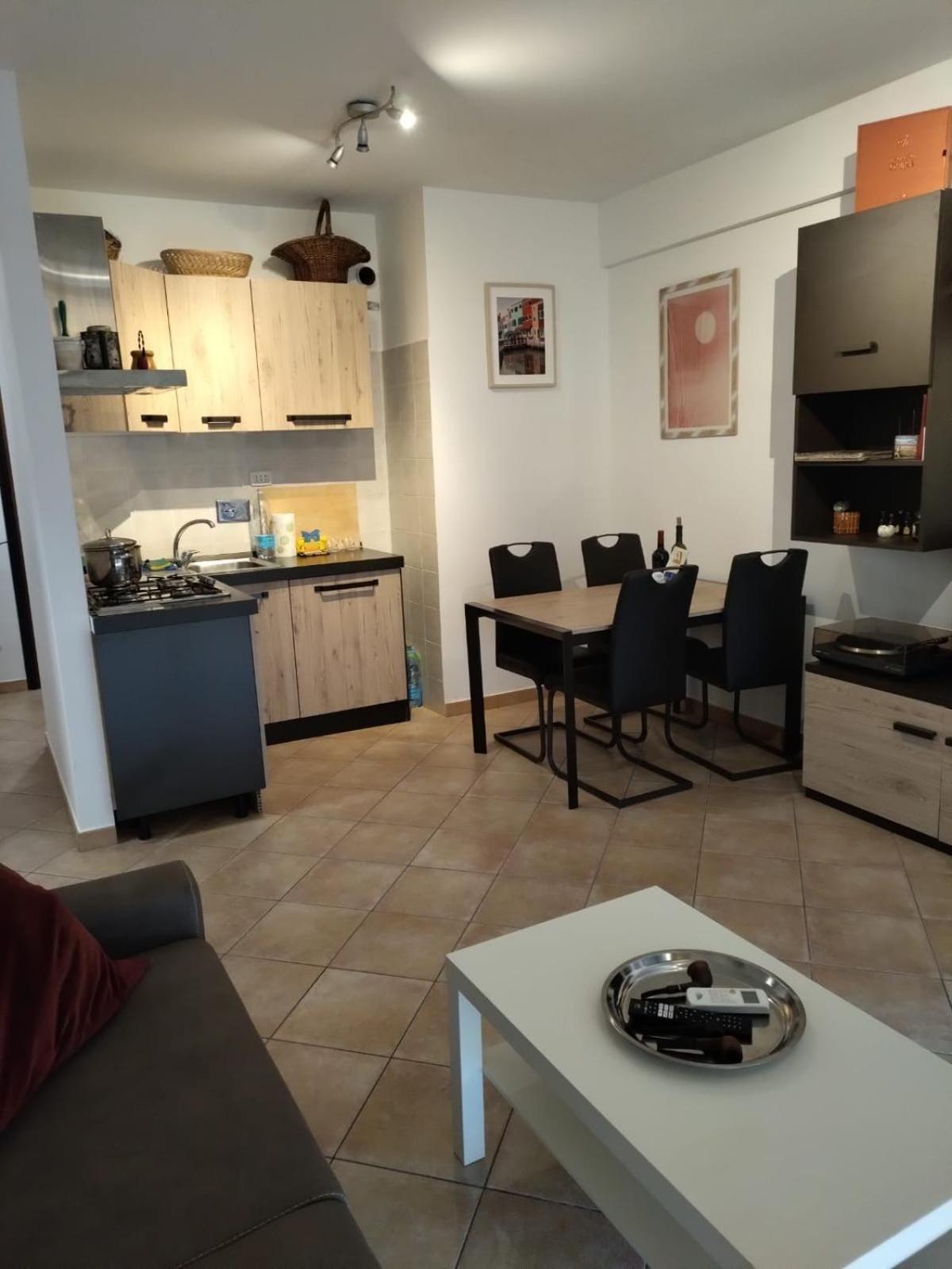 La Casa Vicino A Tutto Apartment *